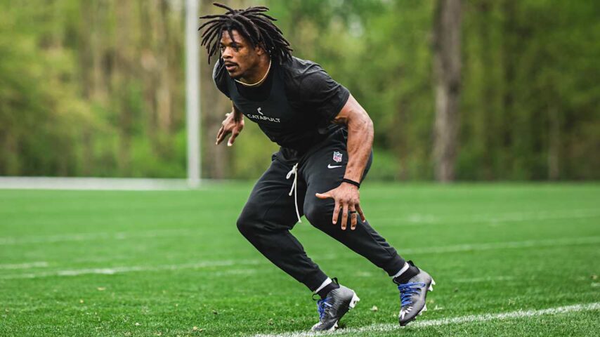 Marcelino McCrary-Ball works through a New York Jets practice drill