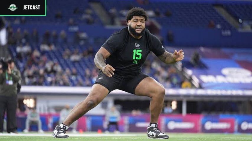 Anez Cooper participating in an offensive line drill at the NFL Combine.