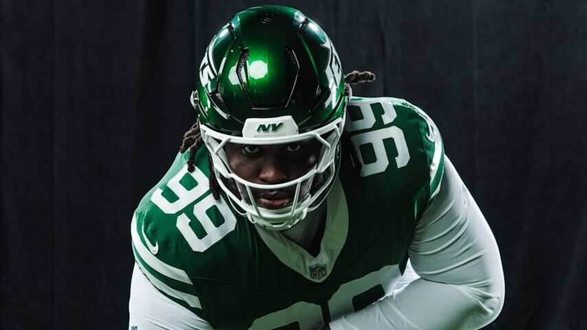 T'Vondre Sweat in his New York Jets No. 99 uniform