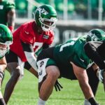 Geno Smith lines up during the Jets' seventh 2026 training camp practice.